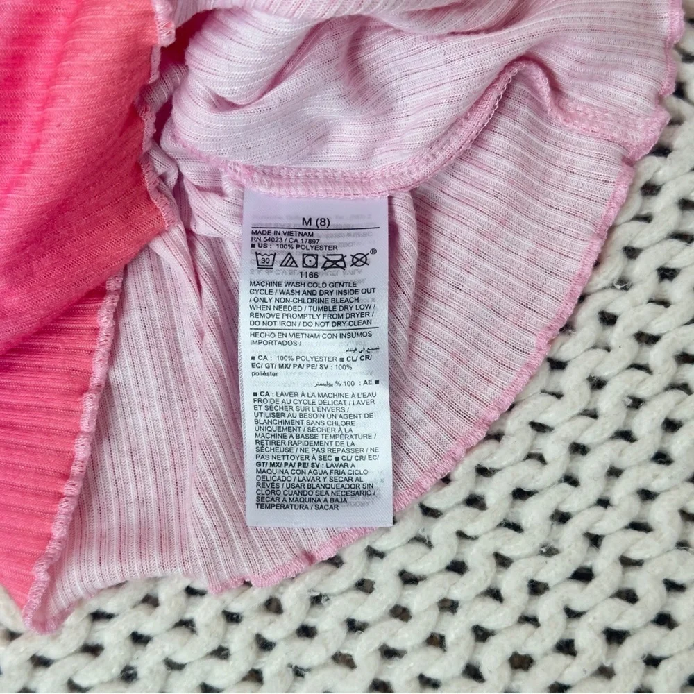 Old Navy Pink and Orange Pajama Set with Vibrant Ombre Colors Girls Med